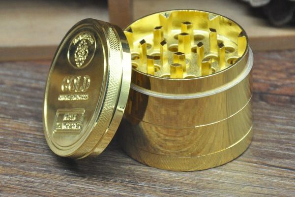 Emas Ditutup Lebih Rendah untuk Sesi Kedelapan Secara Beruntun