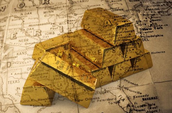 Emas Menuju Penurunan Mingguan Pertama dalam Empat Mingguan seiring Melemahnya Permintaan