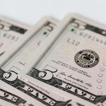 Imbal Hasil AS Mengangkat Dolar dan Membuat Yen Melemah