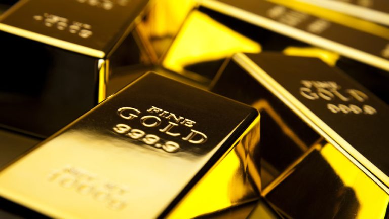 Harga Emas Mendekati Rekor Tertinggi Terkait Optimisme Pemangkasan Suku Bunga AS, Risiko Geopolitik