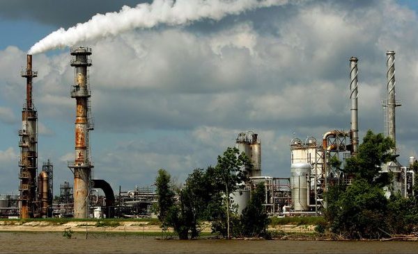 Minyak Turun karena Ekspektasi Pemangkasan Suku Bunga Fed Meningkat