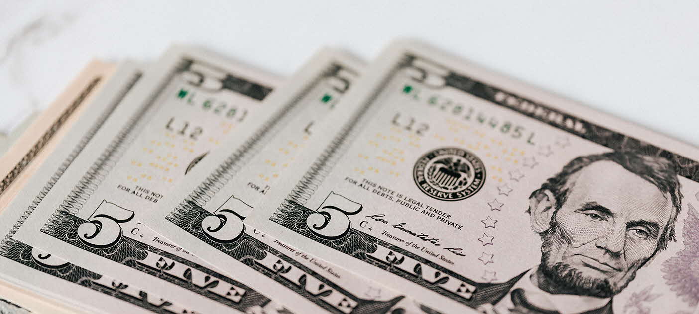 Dolar AS Melemah karena Nada Dovish Fed