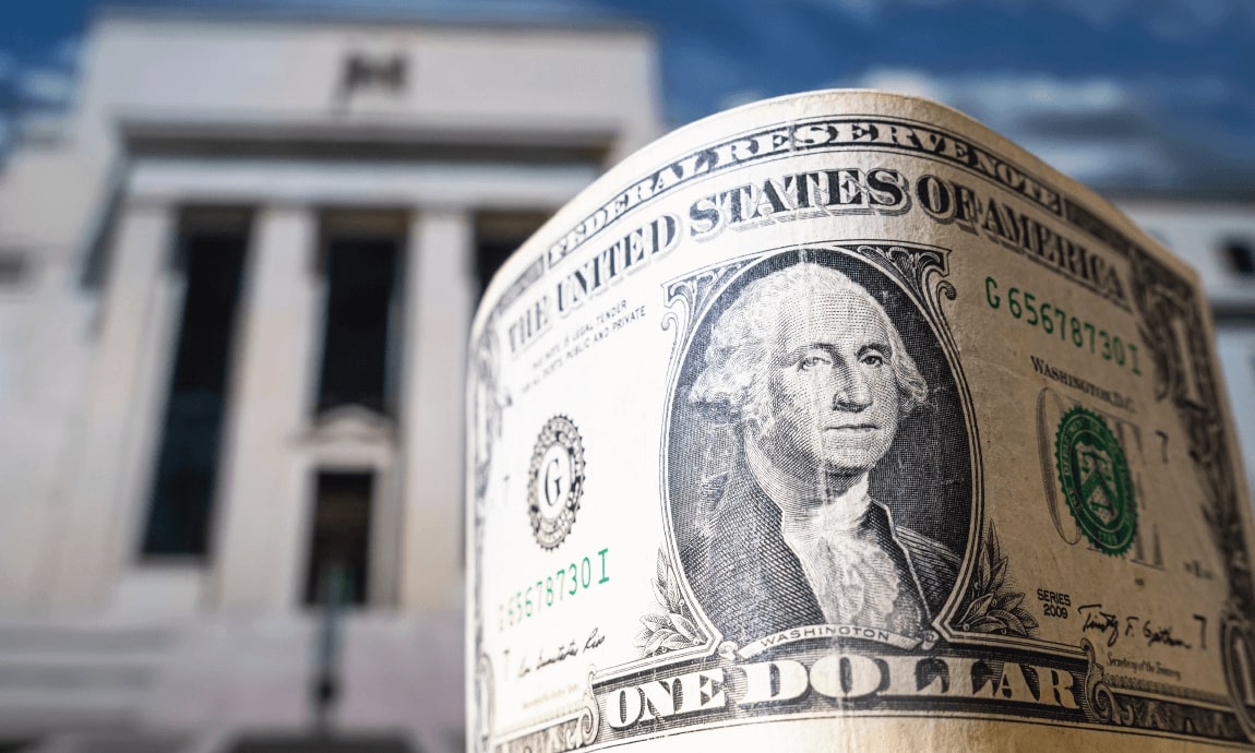 Dolar Dekati Tertinggi Satu Minggu Setelah Pulihnya Data Ketenagakerjaan; Yen Merosot