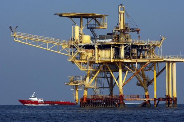 Minyak Siap Naik Minggu Ini, Israel Berencana Tanggapi Serangan Iran